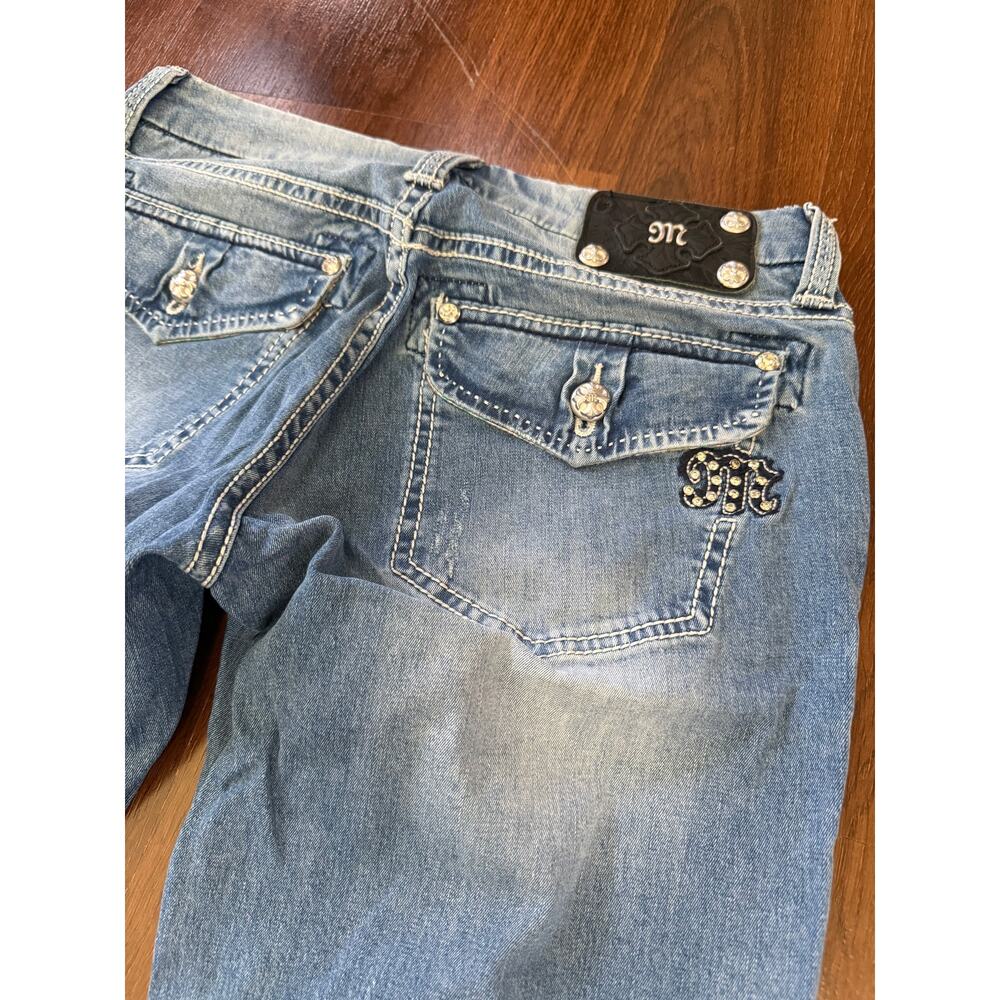 Miss Me Y2K Wide Leg Jeans Low Rise Embellished Rhinestone Flap Pockets Sz 28 - Picture 7 of 8